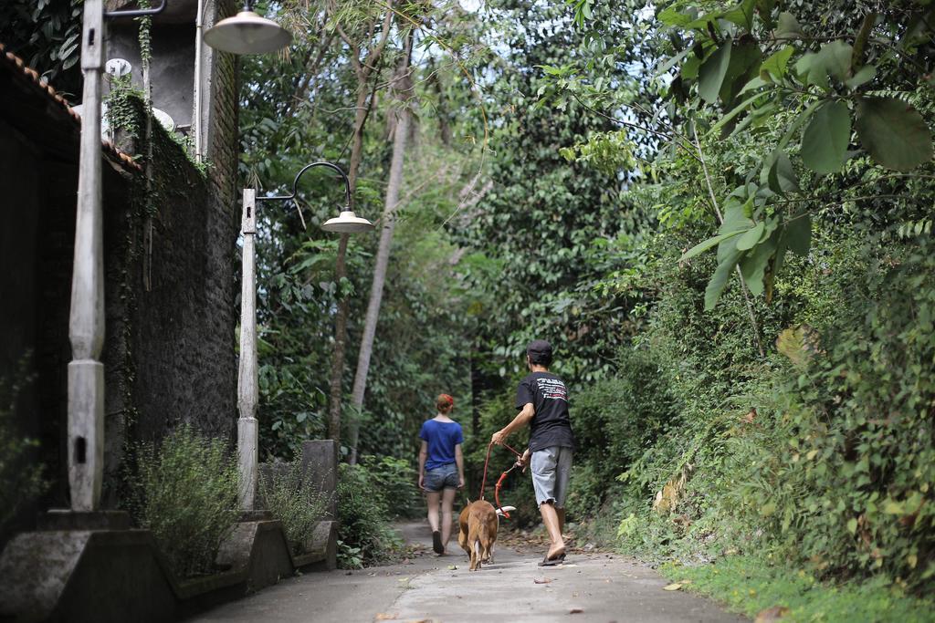 Rumah Senjakala Bantul Exterior photo